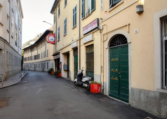 La Casa Di Giada - Downtown Appartement Como